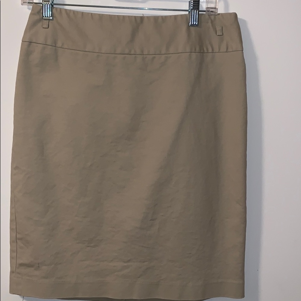Liz Claiborne Khaki skirt